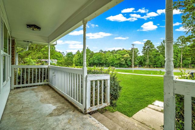3360 Us Highway 190 W, Point Blank, TX 77364