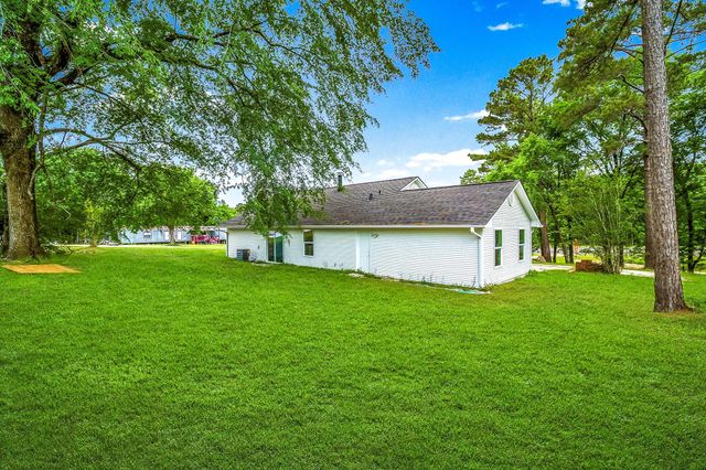 3360 Us Highway 190 W, Point Blank, TX 77364