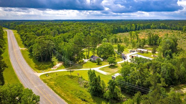 3360 Us Highway 190 W, Point Blank, TX 77364