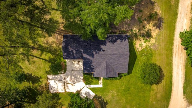 3360 Us Highway 190 W, Point Blank, TX 77364