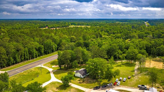 3360 Us Highway 190 W, Point Blank, TX 77364