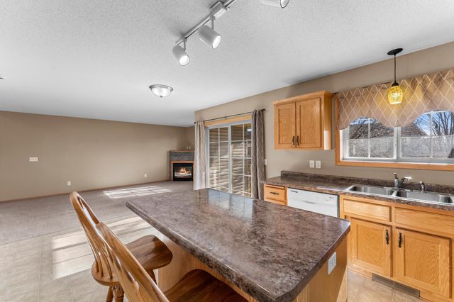 874 Independence Drive, Big Lake, MN 55309