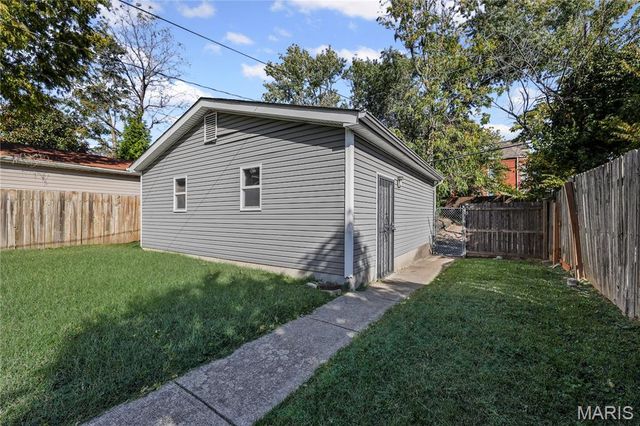 4327 Washington Boulevard, St Louis, MO 63108