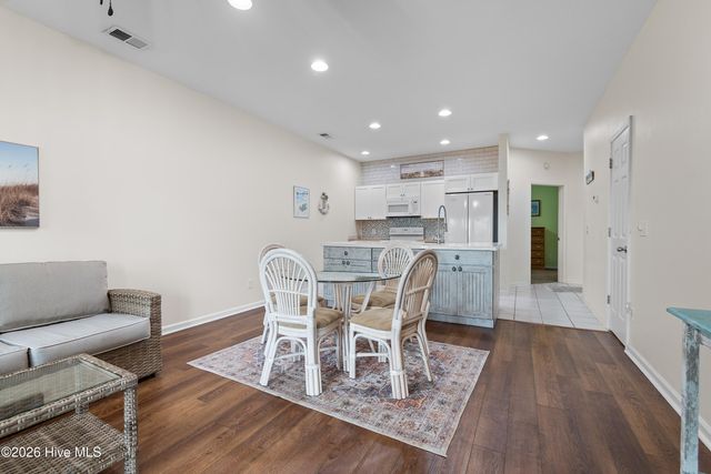 133 Avian Drive Apt 3403, Sunset Beach, NC 28468