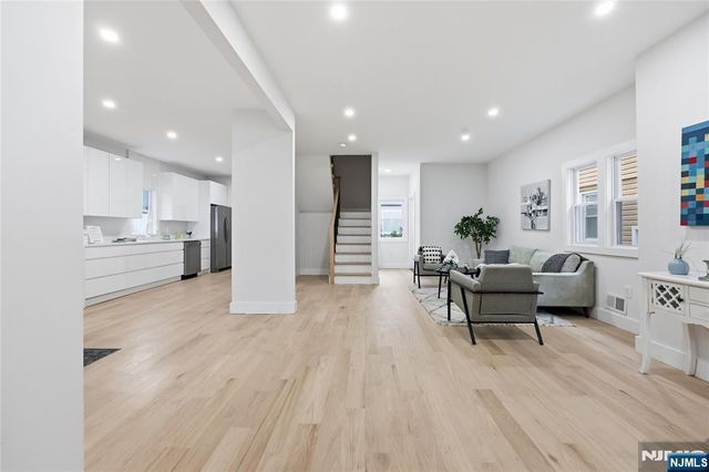 222 30th Street, Paterson, NJ 07514