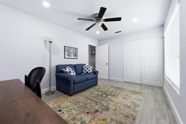 586 Laconia Circle, Lake Worth, FL 33467