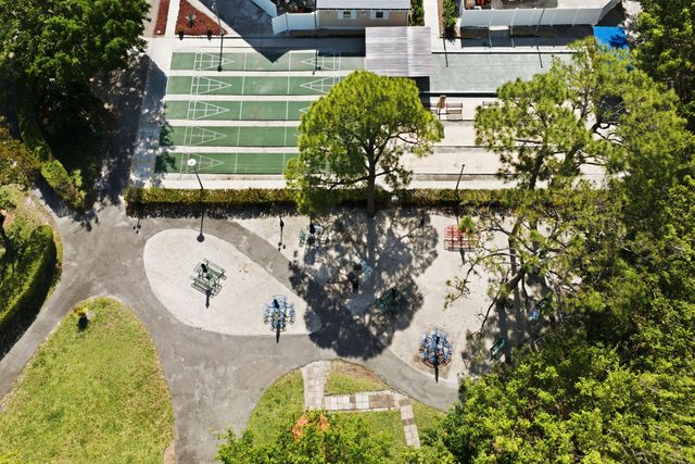 586 Laconia Circle, Lake Worth, FL 33467