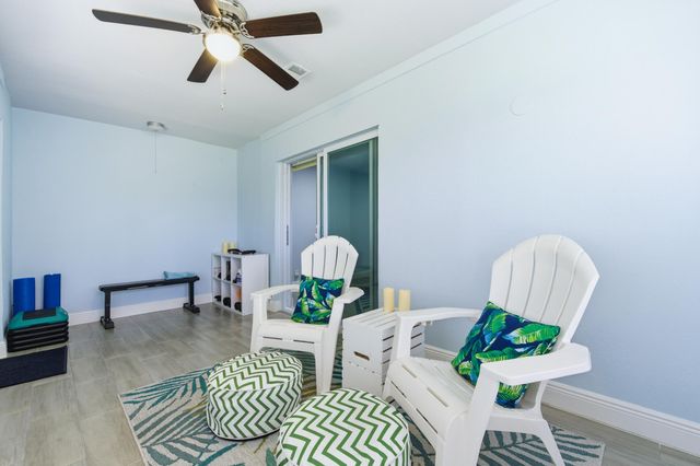 586 Laconia Circle, Lake Worth, FL 33467