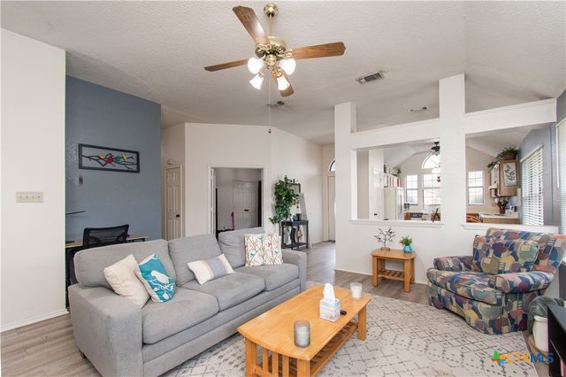 304 Blackfoot Drive, Harker Heights, TX 76548