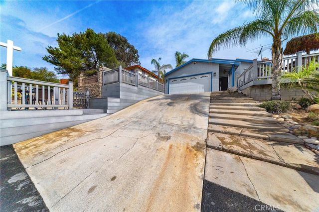 14464 Harvey, Riverside, CA 92503