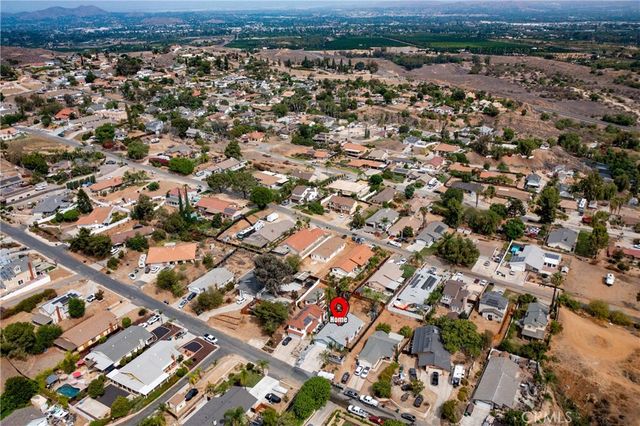 14464 Harvey, Riverside, CA 92503
