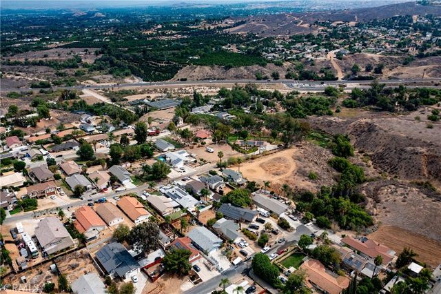 14464 Harvey, Riverside, CA 92503