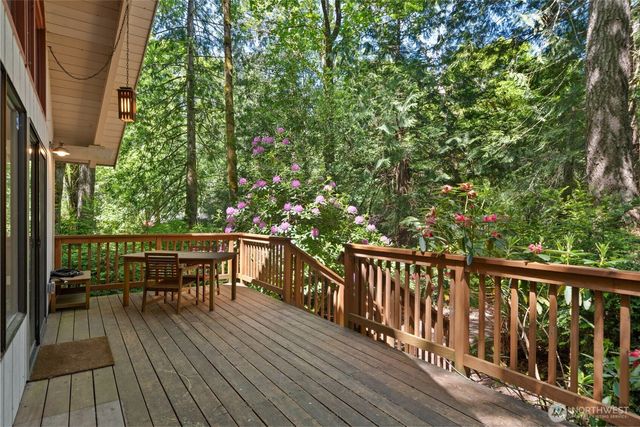 450 E Pointes Drive E, Shelton, WA 98584