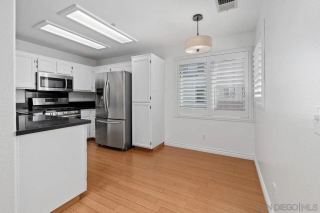 10242 Wateridge Cir 197, San Diego, CA 92121