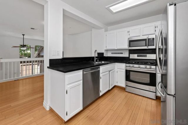 10242 Wateridge Cir 197, San Diego, CA 92121