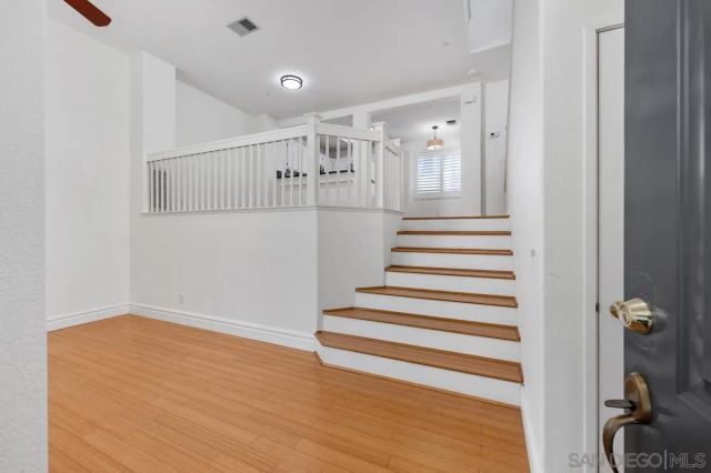 10242 Wateridge Cir 197, San Diego, CA 92121