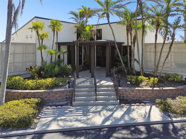 1501 GULF BOULEVARD 408, Clearwater Beach, FL 33767