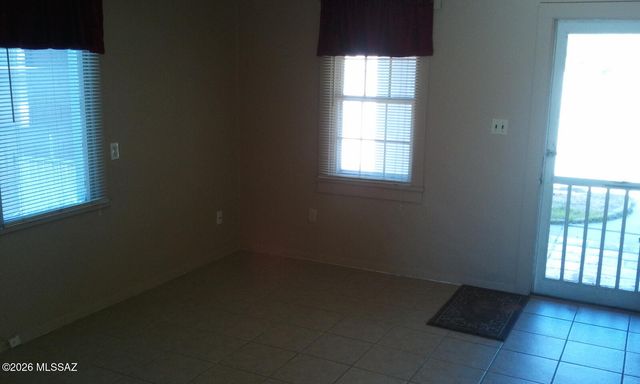 114 E Blacklidge Drive, Tucson, AZ 85705