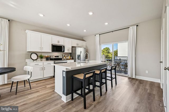 1821 HARVEST DR, Winchester, VA 22601