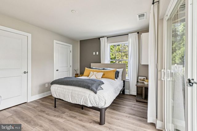 1821 HARVEST DR, Winchester, VA 22601