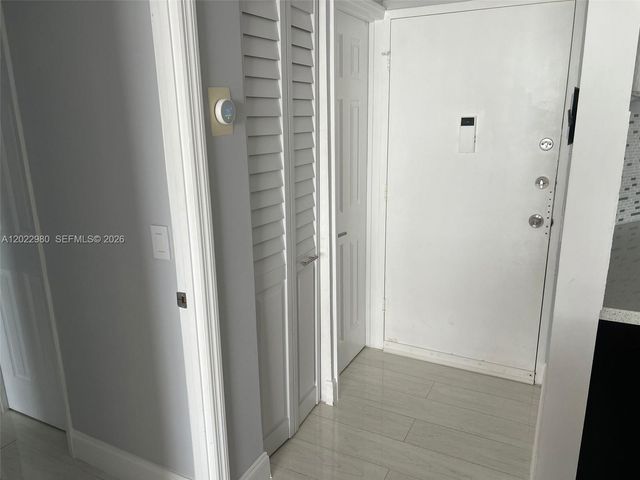 1301 NE Miami Gardens Drive 1013W, Miami, FL 33179