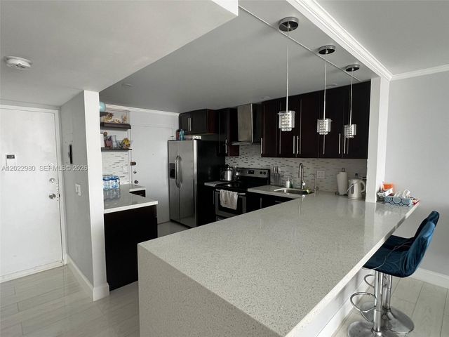 1301 NE Miami Gardens Drive 1013W, Miami, FL 33179