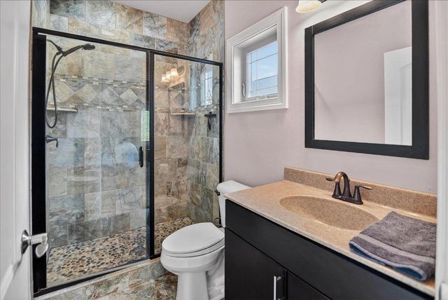 1007 Tara Lane, Waunakee, WI 53597