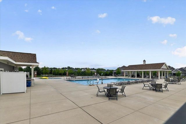 1007 Tara Lane, Waunakee, WI 53597