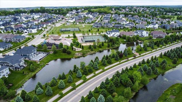 1007 Tara Lane, Waunakee, WI 53597