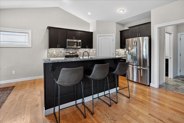 1007 Tara Lane, Waunakee, WI 53597