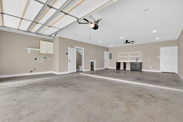 3434 Sunbeam Street A, Houston, TX 77051