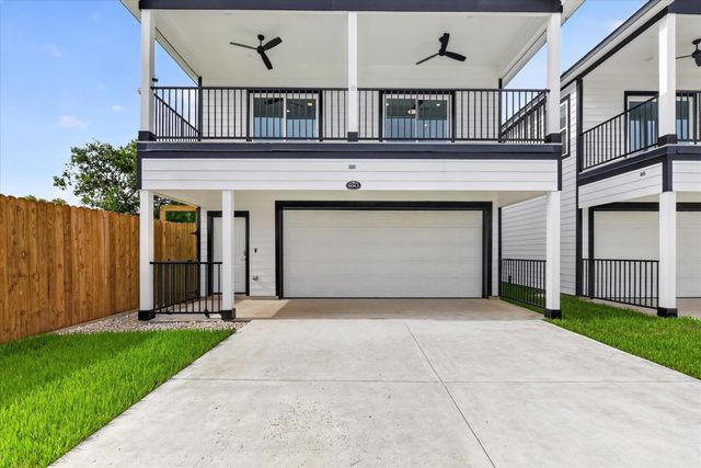 3434 Sunbeam Street A, Houston, TX 77051