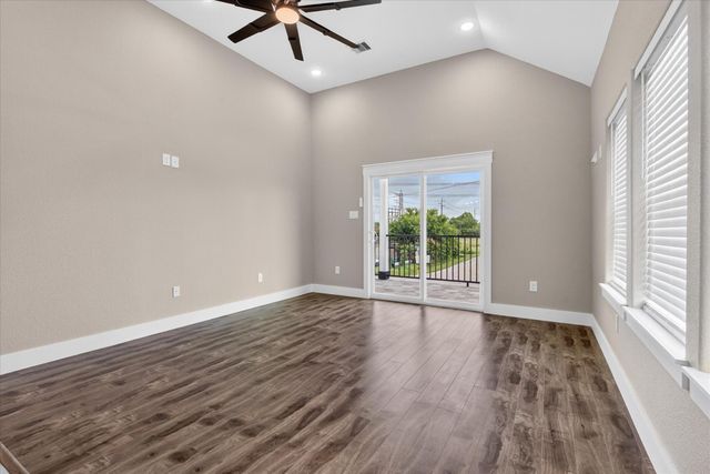3434 Sunbeam Street A, Houston, TX 77051