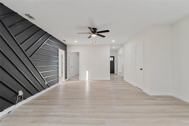 6644 Pleasant Ridge Drive, North Richland Hills, TX 76180