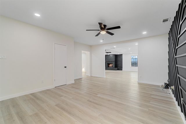 6644 Pleasant Ridge Drive, North Richland Hills, TX 76180