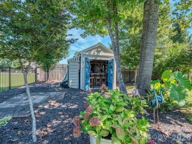 126 Misty Woods Drive, Lake Wylie, SC 29710