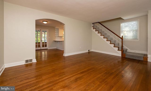 4814 ARLINGTON BLVD, Arlington, VA 22204