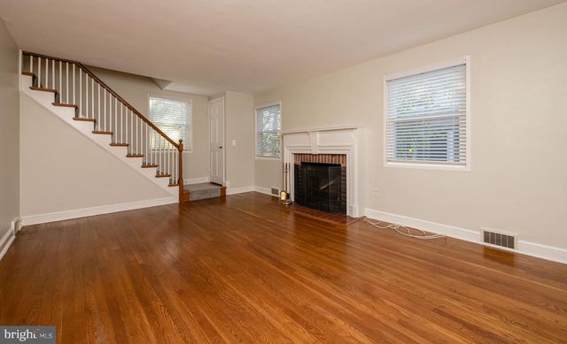 4814 ARLINGTON BLVD, Arlington, VA 22204