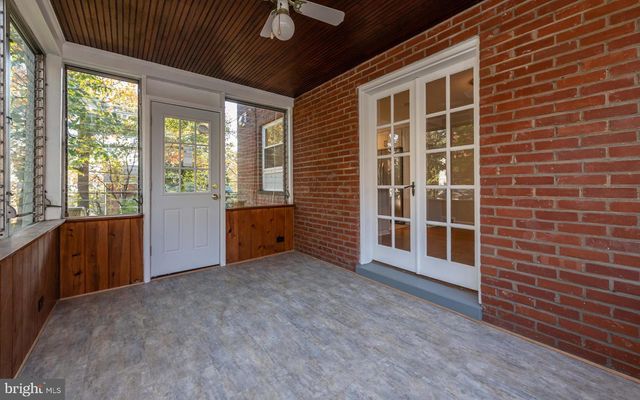 4814 ARLINGTON BLVD, Arlington, VA 22204
