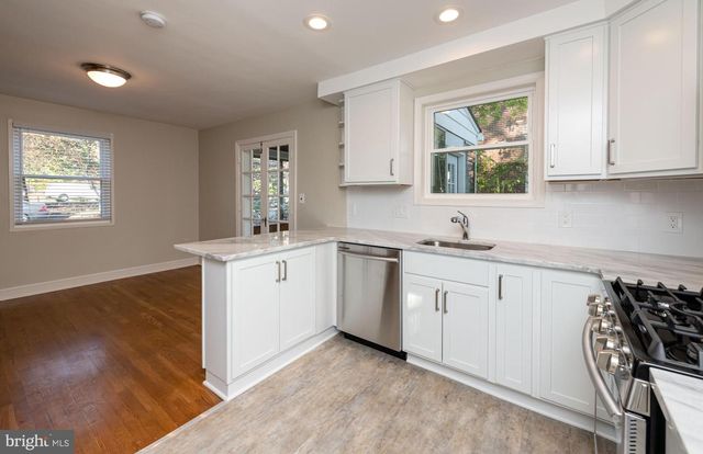 4814 ARLINGTON BLVD, Arlington, VA 22204