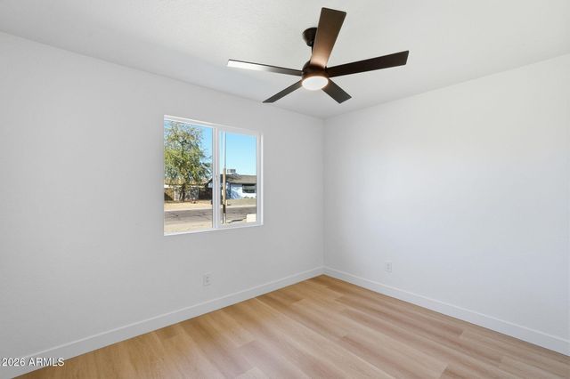 3401 W ORAIBI Drive, Phoenix, AZ 85027