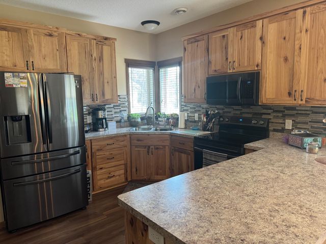 435 Maplewood Court, Isle, MN 56342