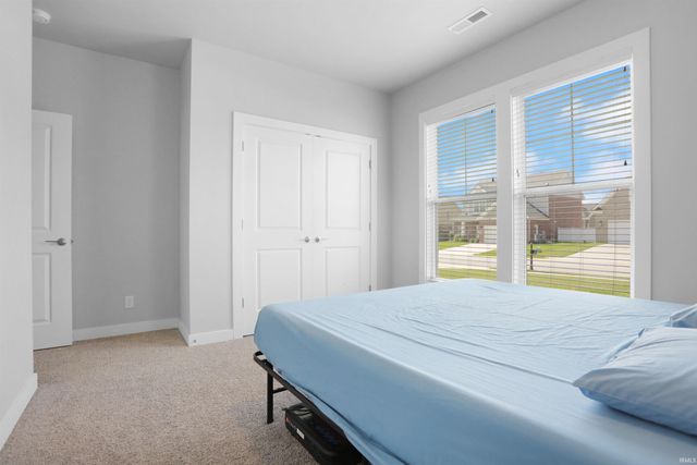 5610 Belmont Drive, Newburgh, IN 47630