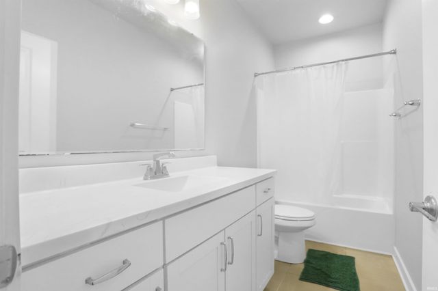 5610 Belmont Drive, Newburgh, IN 47630