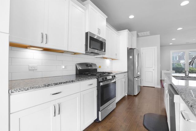 5610 Belmont Drive, Newburgh, IN 47630