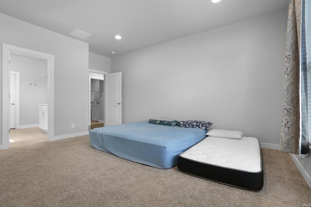 5610 Belmont Drive, Newburgh, IN 47630