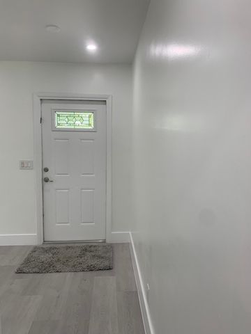 4005 NW 76th Avenue, Coral Springs, FL 33065