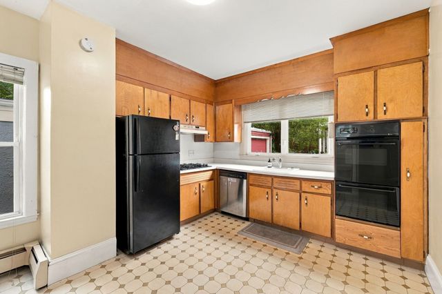 36 Hastings St, Boston, MA 02132