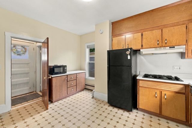 36 Hastings St, Boston, MA 02132