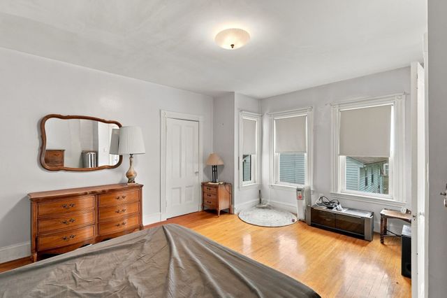 36 Hastings St, Boston, MA 02132